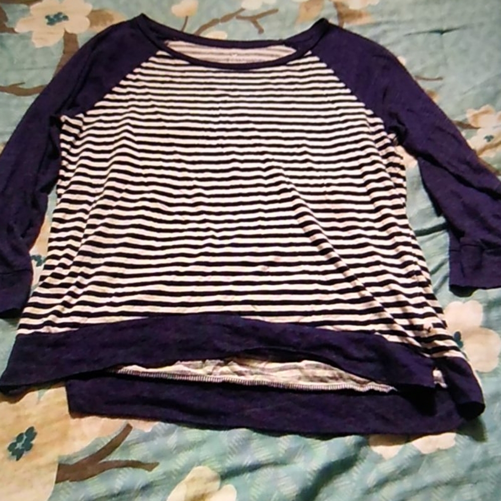 American Eagle XS Top